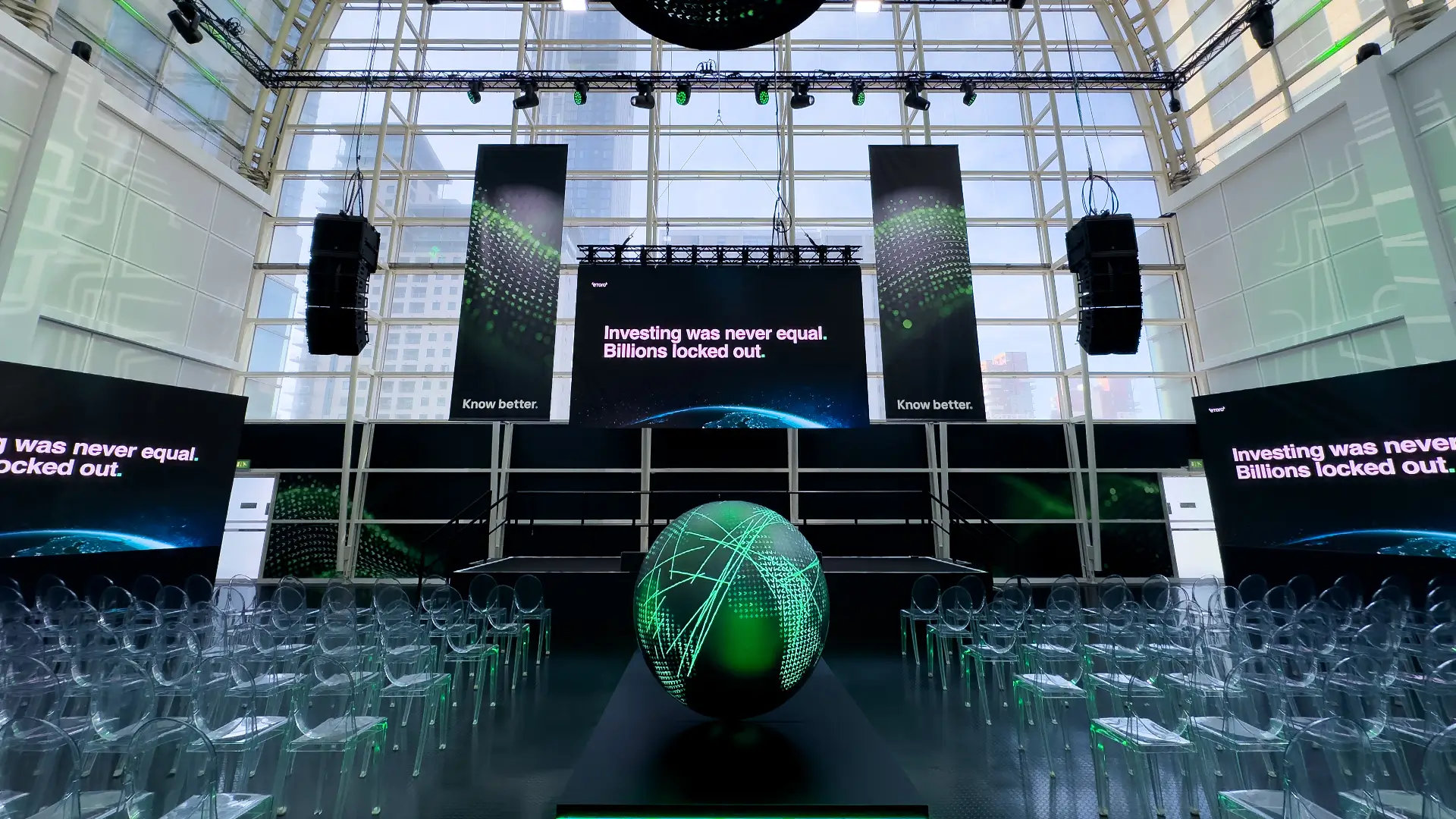 Brand stage Large-scale event production for Etoro, featuring immersive digital displays and dynamic staging.